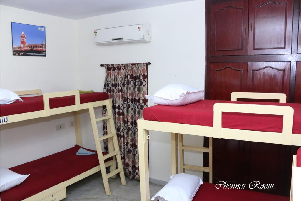 Elements Hostel Madrás Habitación foto